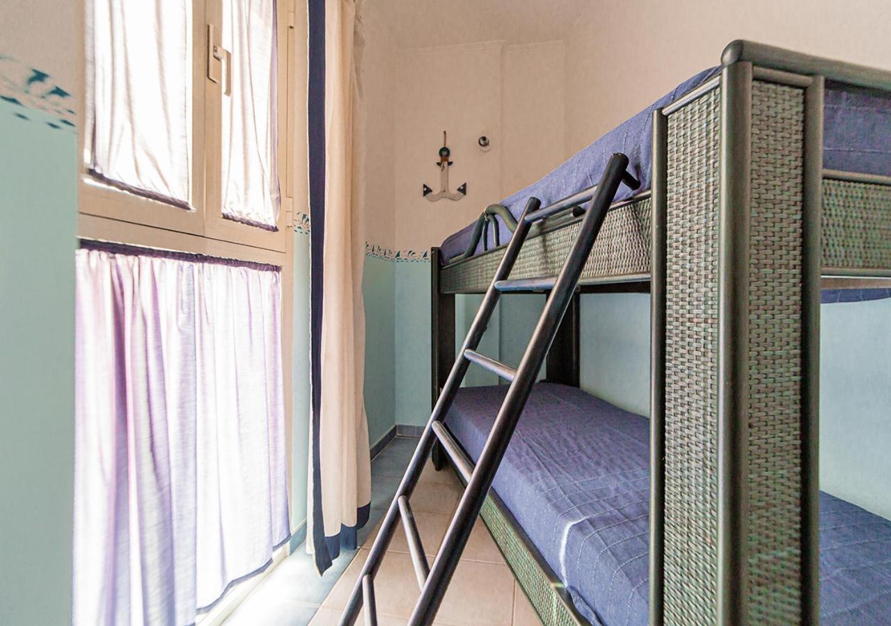 Murphy Holiday Home - Flat House 302 Ла-Маддалена Экстерьер фото